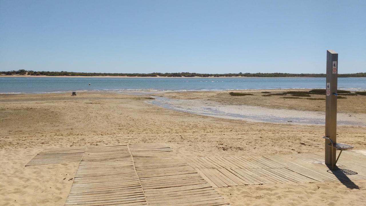 Disfruta Del Paraiso En Primera Linea De Playa Con Kayak Y Paddle Surf El Rompido Exterior photo