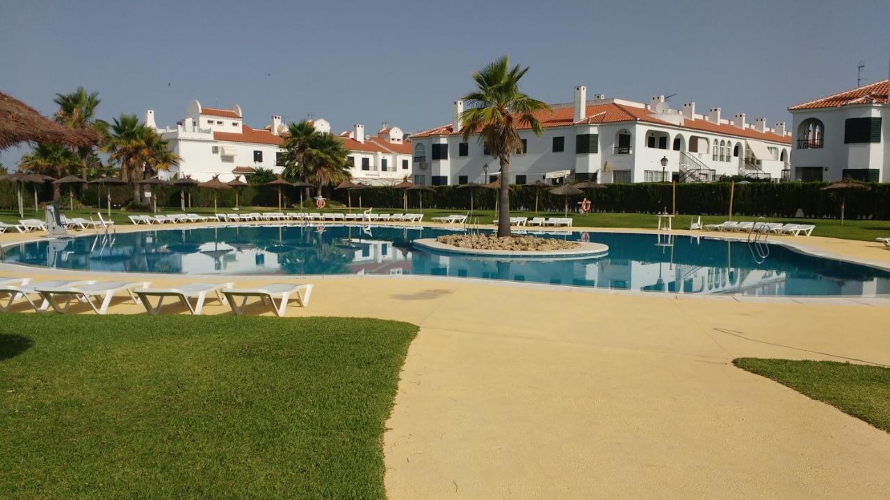 Disfruta Del Paraiso En Primera Linea De Playa Con Kayak Y Paddle Surf El Rompido Exterior photo